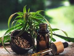 Cannabis gegen Tinnitus: Hilft medizinisches