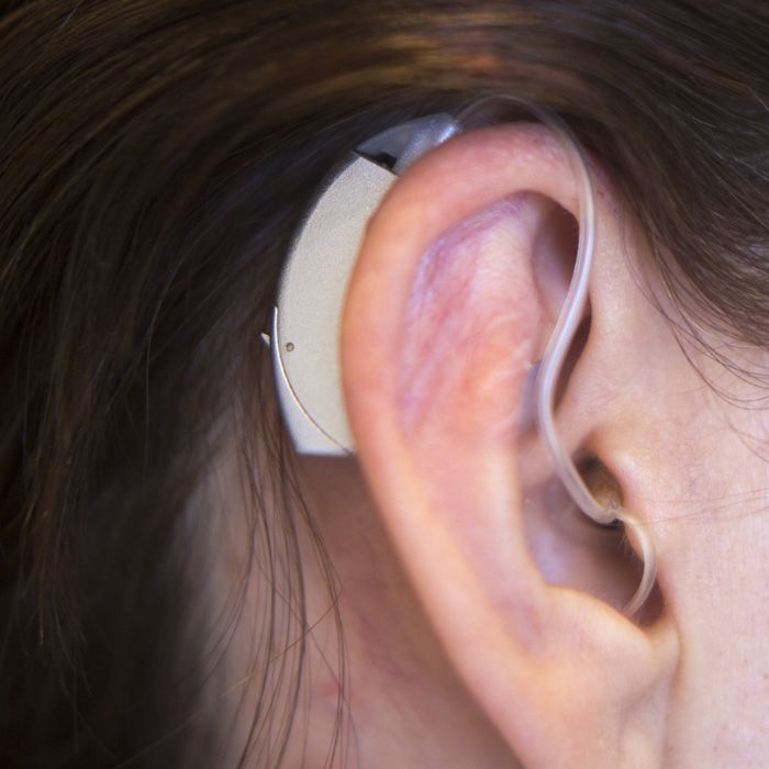 Hinter-dem-Ohr-Hörgerät