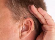 Kann ein plötzlicher Hörverlust einen 